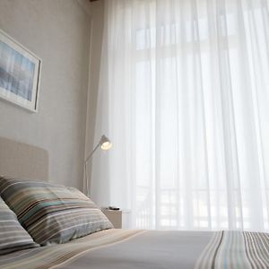 Camera con letto king size